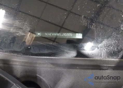 2020 Buick Enclave Awd Essence z USA, uszkodzony, nr VIN 5GAEVAKW1LJ107170